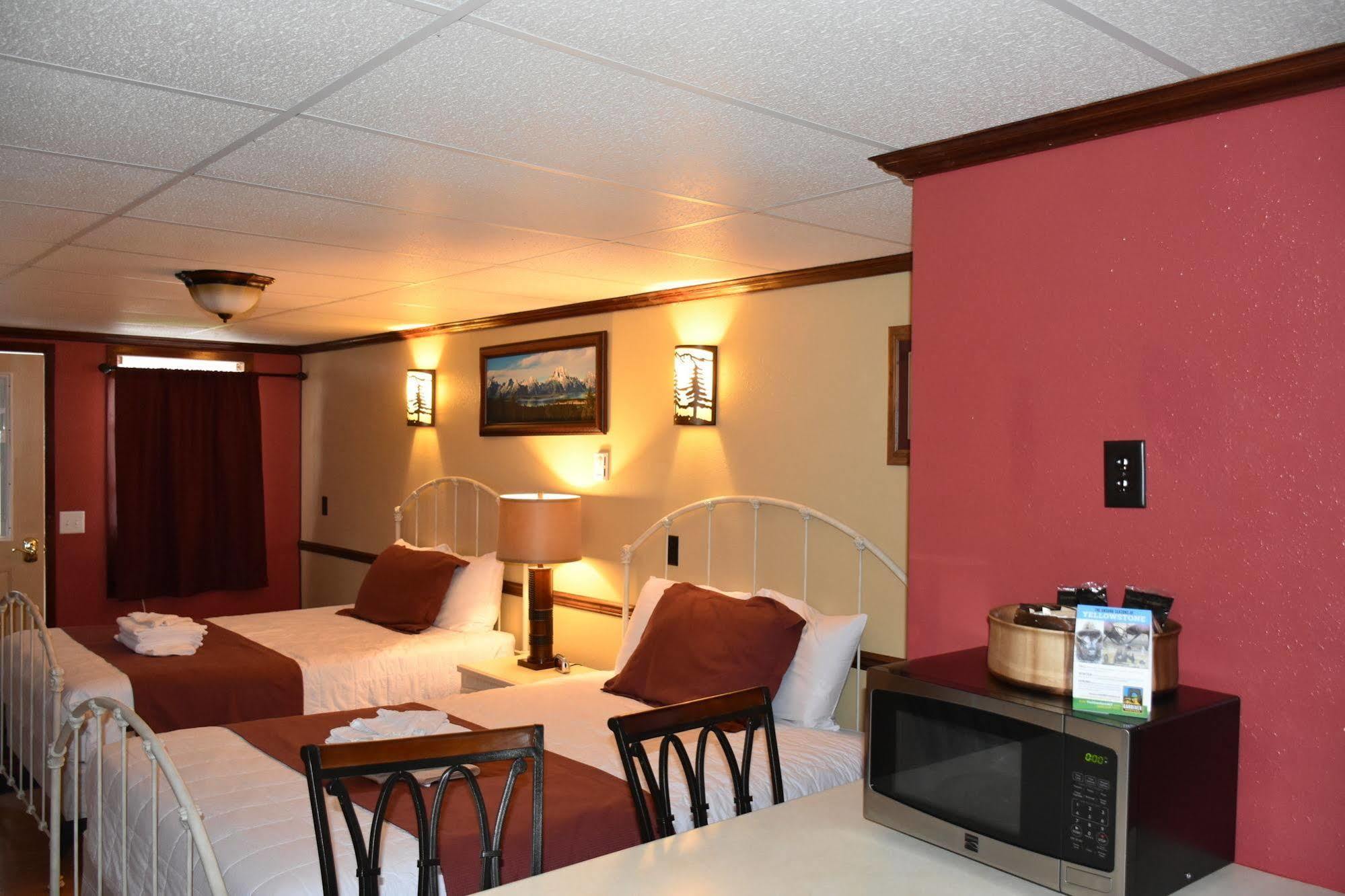Yellowstone Condos & Suites Gardiner Ngoại thất bức ảnh