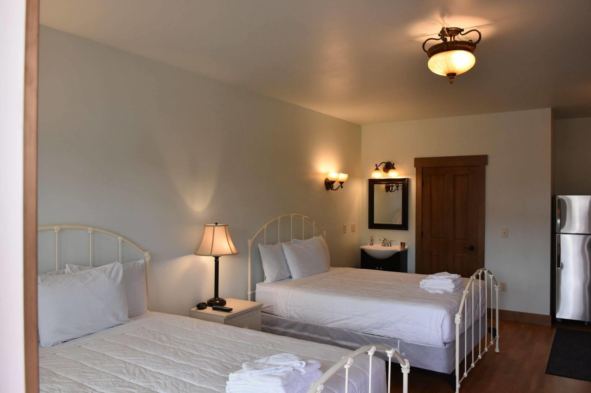 Yellowstone Condos & Suites Gardiner Ngoại thất bức ảnh