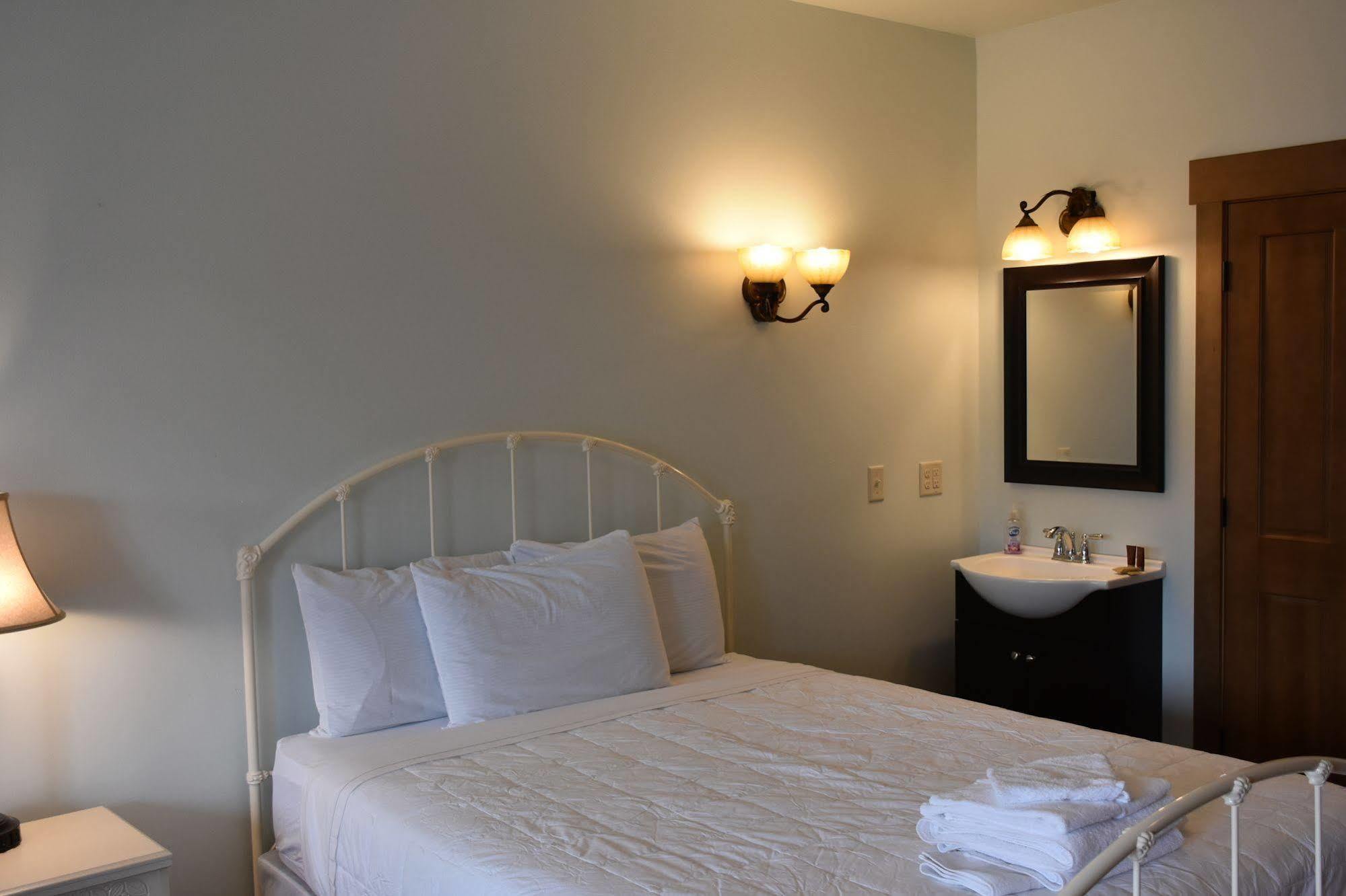 Yellowstone Condos & Suites Gardiner Ngoại thất bức ảnh