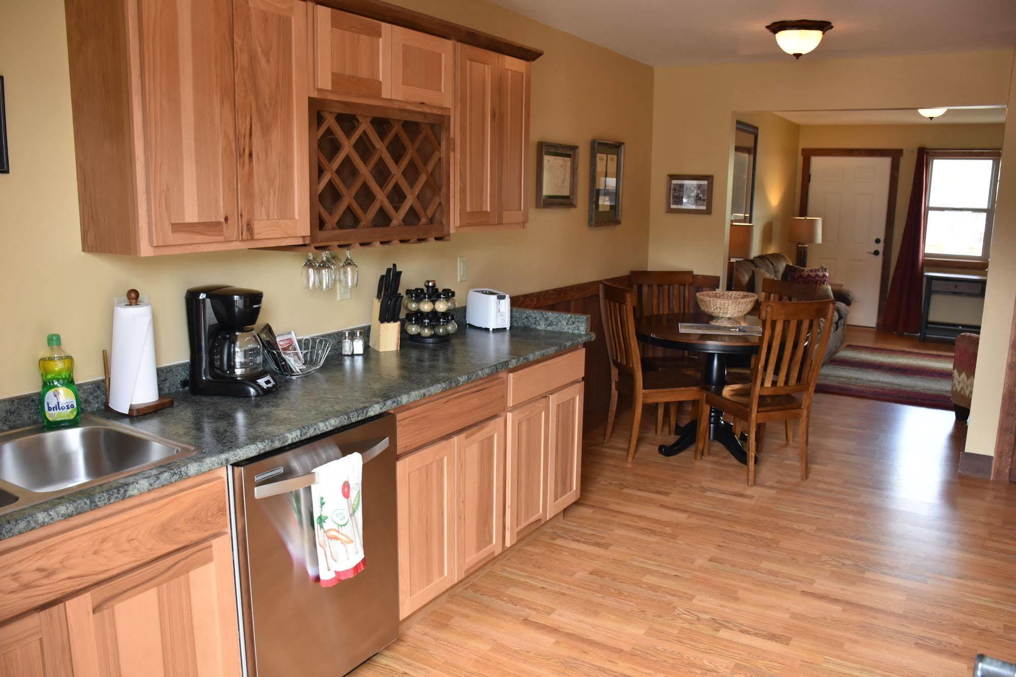 Yellowstone Condos & Suites Gardiner Ngoại thất bức ảnh